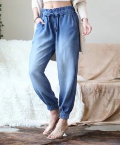 42POPS | Medium Blue Chambray Tie-Waist Pocket Paper-Bag Joggers - Women