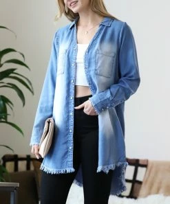 42POPS | Medium Frayed-Trim Long-Sleeve Curved-Hem Longline Button-Up - Women