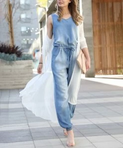 42POPS | Medium Blue Chambray V-Neck Sleeveless Pocket Jumpsuit - Women