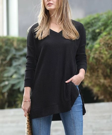 42POPS | Black Waffle V-Neck Long-Sleeve Side-Slit Tunic - Women