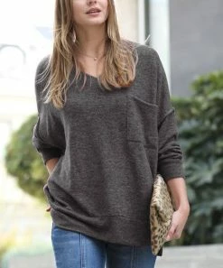 42POPS | Black Oversize V-Neck Hi-Low Pocket Sweater - Women