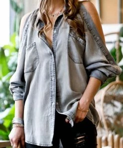 42POPS | Gray Wash Shoulder-Cutout Long-Sleeve Denim Button-Up - Women