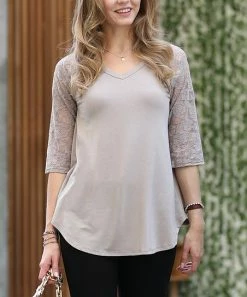 42POPS | Ash Mocha Lace Three-Quarter Sleeve V-Neck Raglan Top - Women