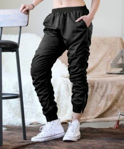 42POPS | Black Ruched Elastic-Waist Zip-Cuff Pocket Joggers - Women