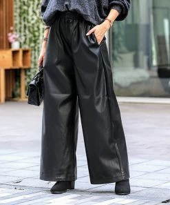 42POPS | Black Faux Leather Pocket Wide-Leg Pants - Women