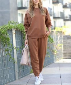 42POPS | Dark Camel Crewneck Sweatshirt & Drawstring Pocket Joggers - Women