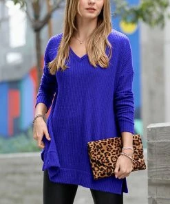 42POPS | Bright Blue Slit-Hem V-Neck Long-Sleeve Sweater - Women