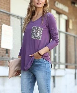 42POPS | Eggplant Leopard-Accent V-Neck Long-Sleeve Pocket Tee - Women
