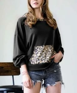 42POPS | Black & Brown Leopard-Contrast Pocket Hoodie - Women